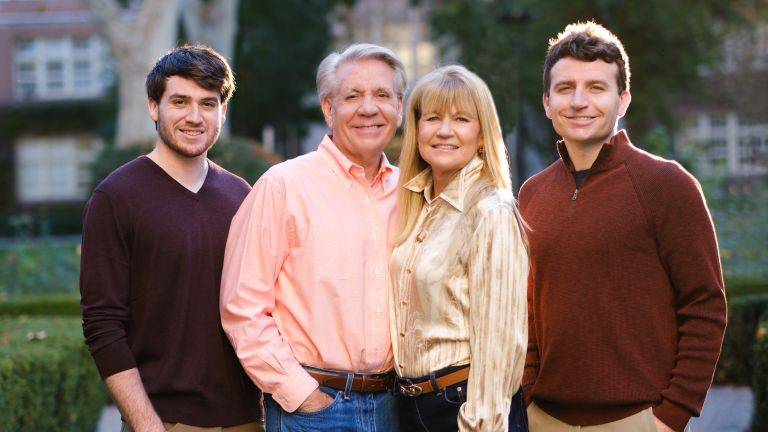 The Callahans family, Cody, Jean, Chris and Casey, on Knoles 法律n